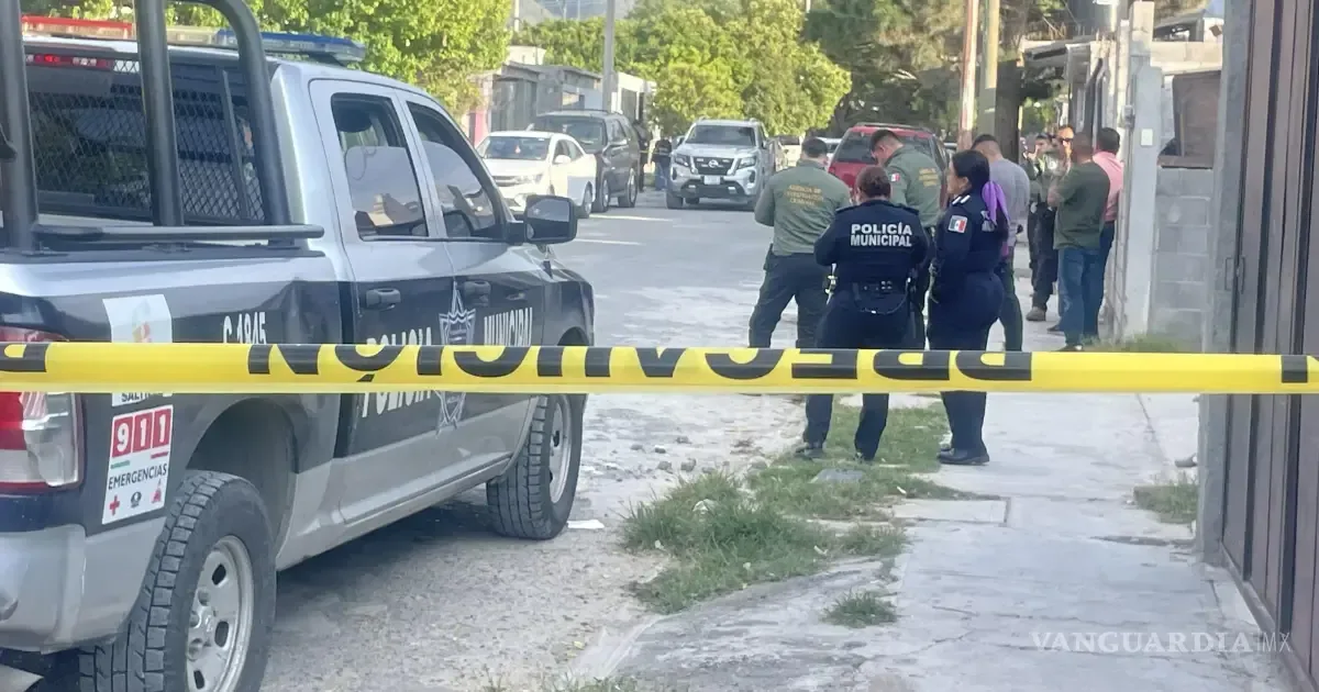 La víctima fue hallada sin vida en su hogar; su ex pareja es el principal sospechoso.