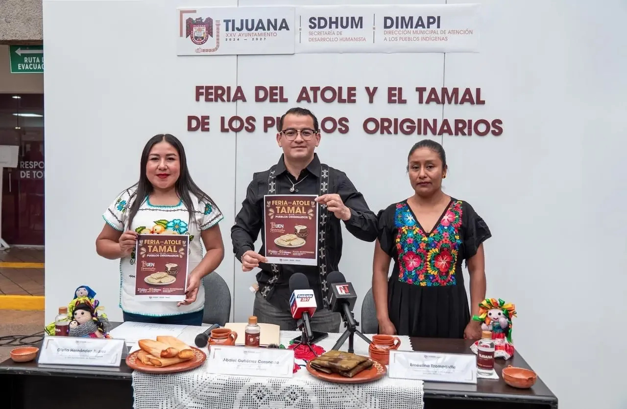 Feria del Atole y el Tamal en la Plaza Bicentenario de Tijuana.