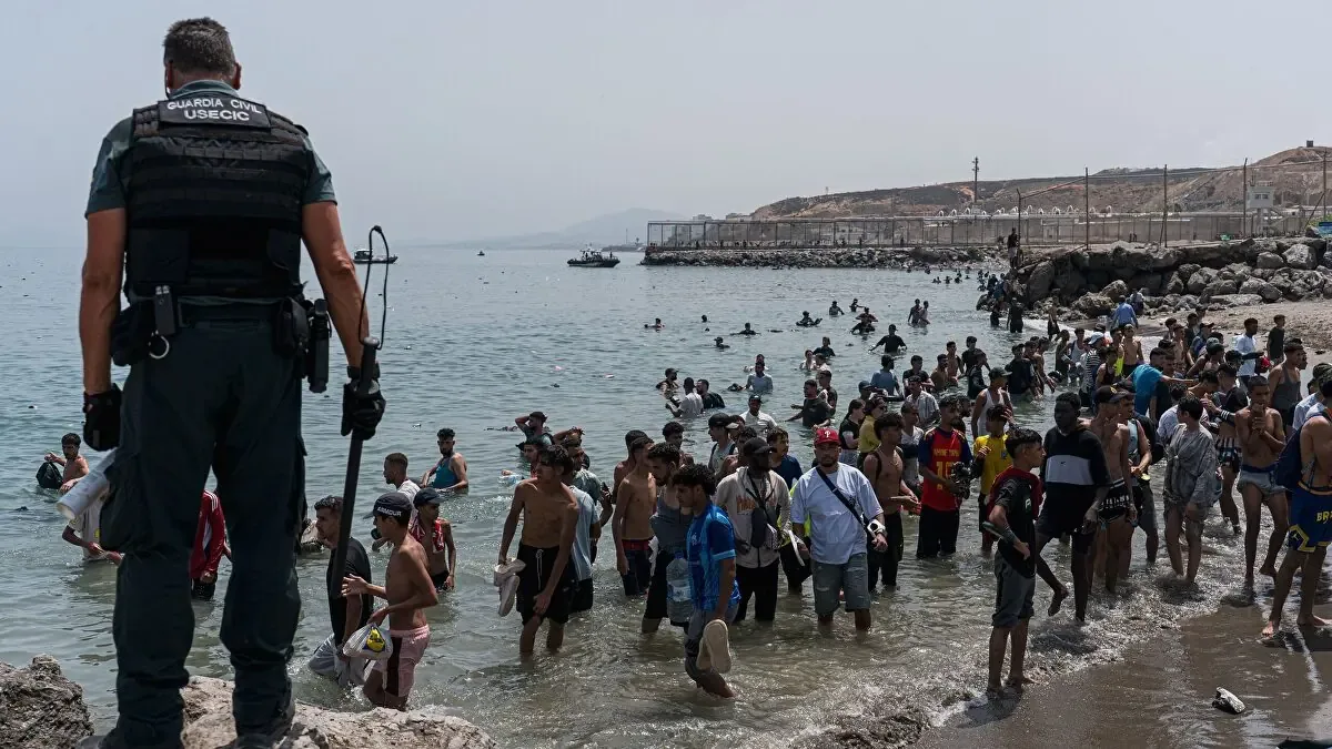 La advertencia de Portillo destaca la necesidad de un enfoque coordinado por parte del Gobierno para enfrentar la creciente crisis migratoria.