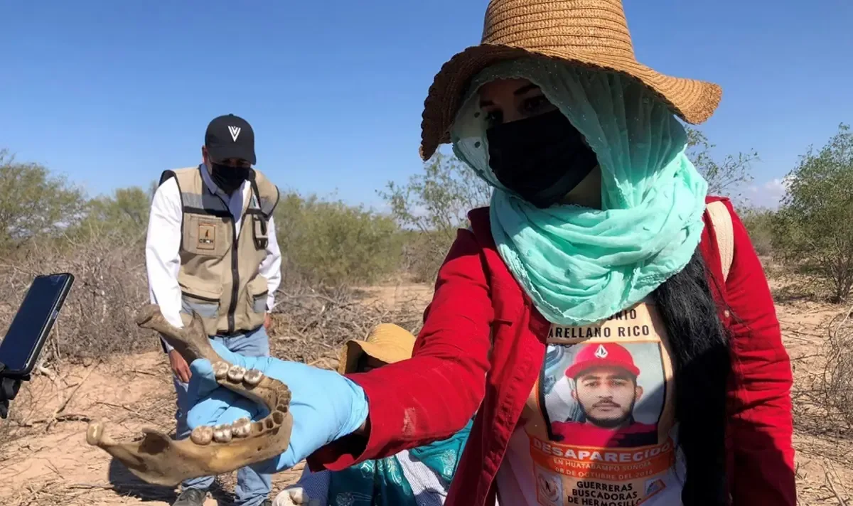 La acumulación de restos humanos refleja una grave falta de profesionalismo en la justicia mexicana.