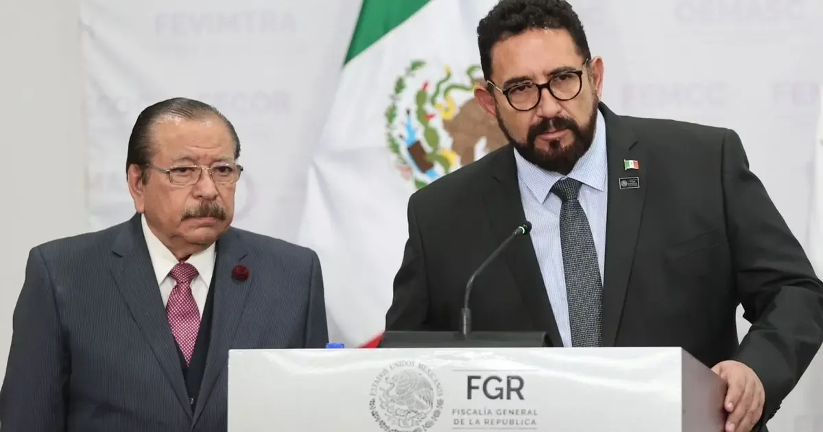 La Fiscalía General de la República desmiente rumores sobre un cateo en la oficina del exfuncionario.