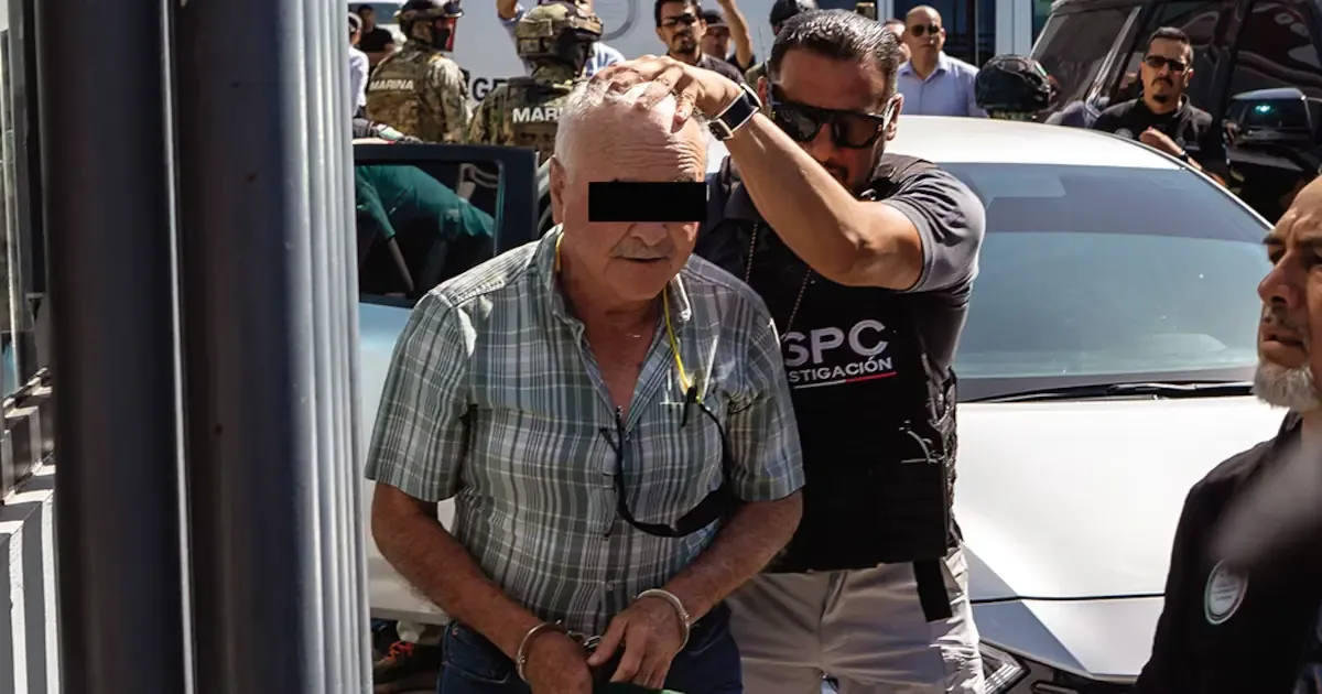 La Fiscalía General investiga al exgobernador de Baja California por su probable participación en una red de contrabando de hidrocarburos.