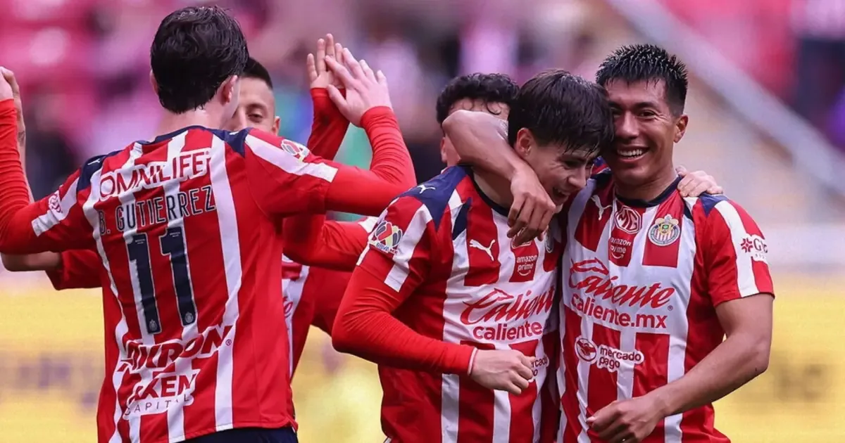 El joven futbolista busca nuevas oportunidades al no tener espacio en el equipo mexicano.