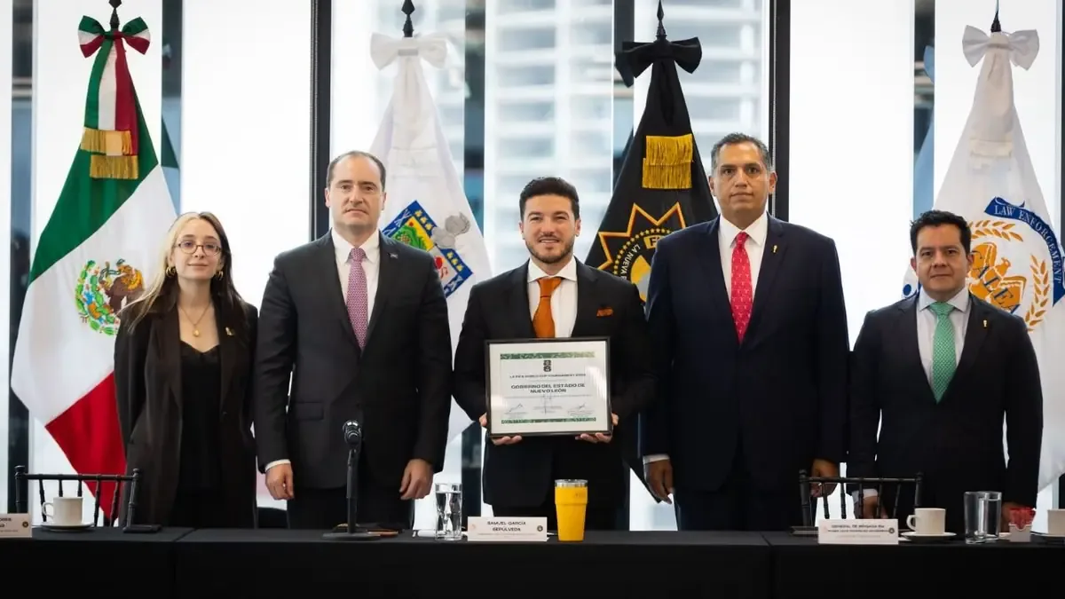 La FIFA premió la efectiva coordinación de seguridad en Nuevo León que garantizó el éxito del Mundial 2026, resaltando avances en infraestructura.