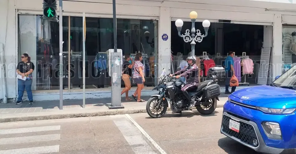 Esta tarjeta facilita el envío de dinero a México con comisiones reducidas y seguridad.