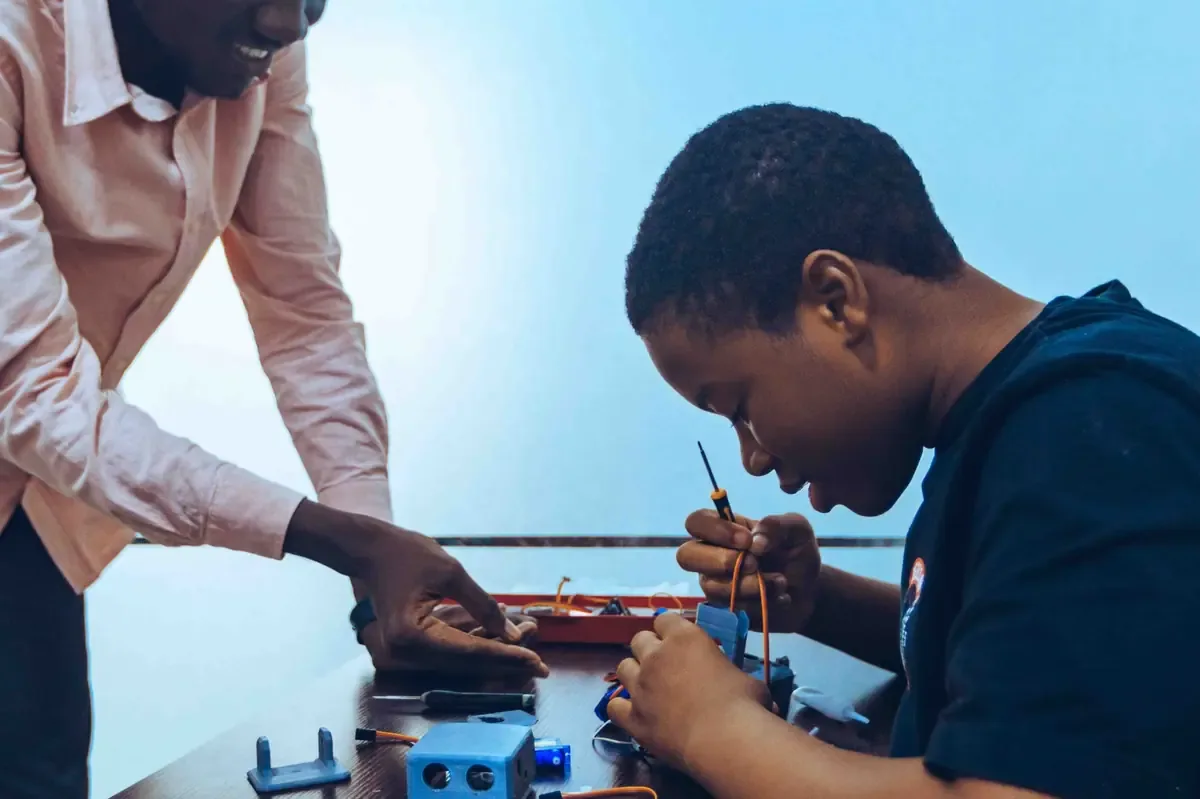 El programa busca conectar talento africano con el ecosistema de Silicon Valley.