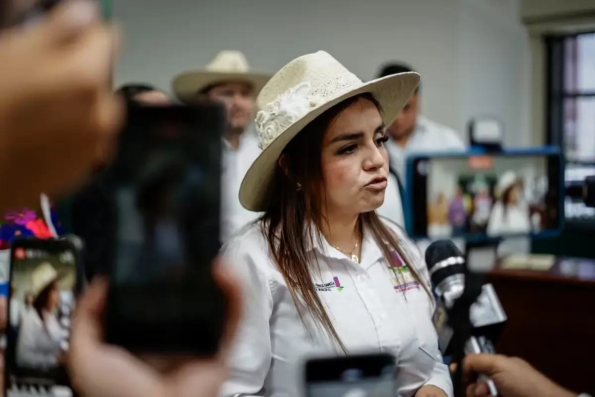 Nuevas indagaciones sobre la alcaldesa de Uruapan reactivan el caso tras meses de silencio.
