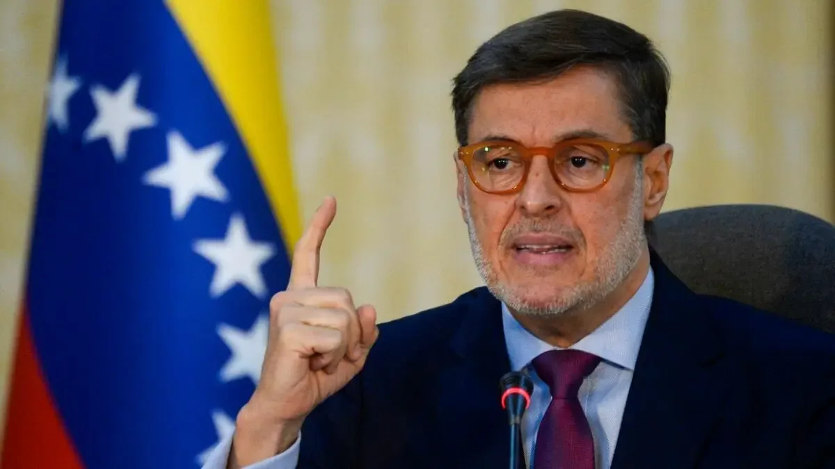 La reestructuración del gabinete busca fortalecer la política exterior del país y promover la cooperación internacional.
