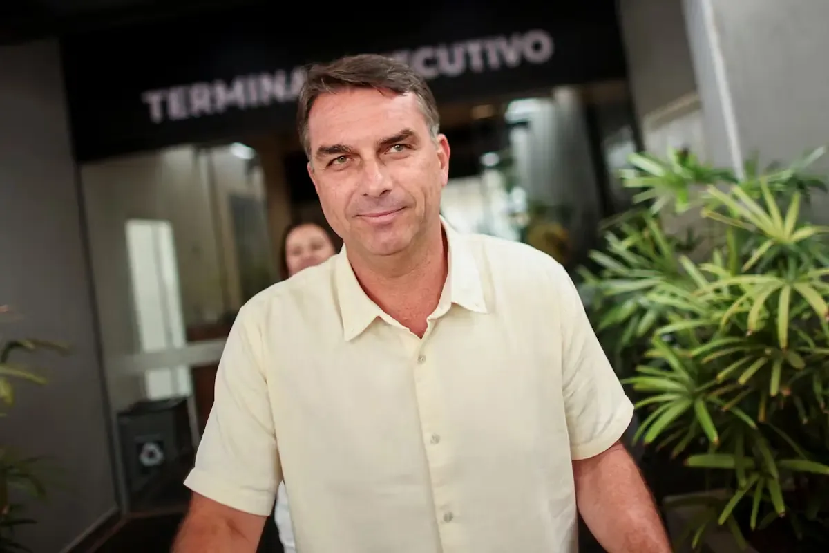 Victora de Flávio Bolsonaro pone en riesgo el cuarto mandato de Lula en Brasil.