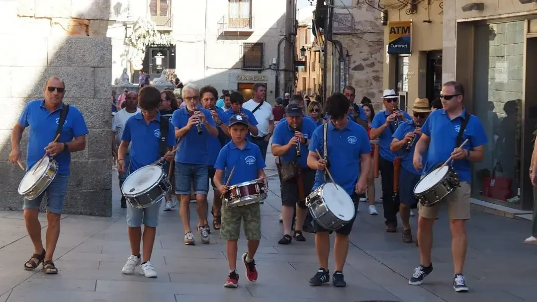 El festival celebró una exitosa clausura marcada por la memoria de su fundador, con una notable participación del público.