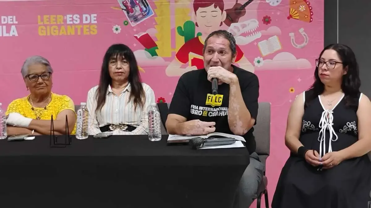 Expertos comparten experiencias sobre la importancia de la lectura desde la infancia.