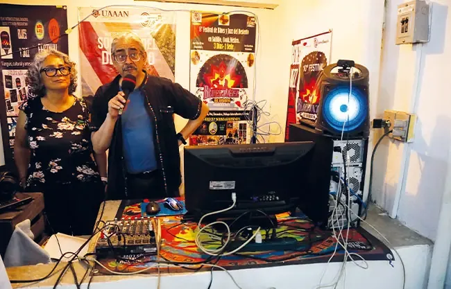 Este espacio promueve el jazz, rock y trova, impulsando talentos locales.