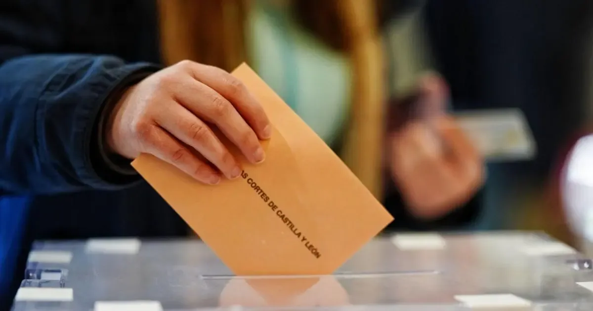 La coalición enfrenta disputas internas mientras se prepara para las elecciones de noviembre.