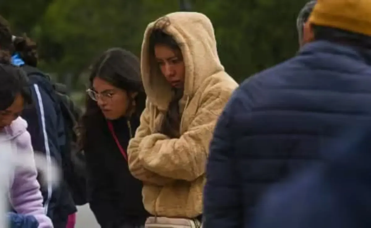 Siete estados enfrentan fuertes lluvias y un descenso de temperatura por el frente frío número 2 en México.