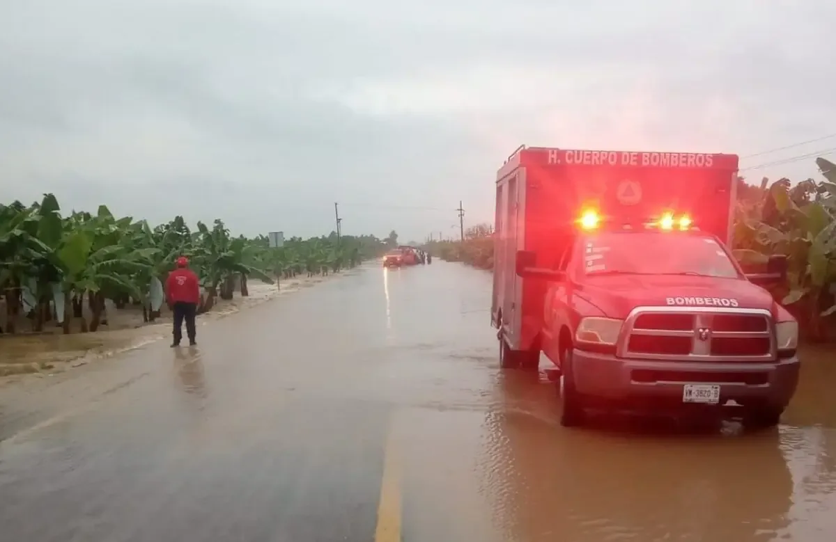 Las autoridades activan el Plan DN-III-E para apoyar a los afectados por el mal tiempo en la costa.