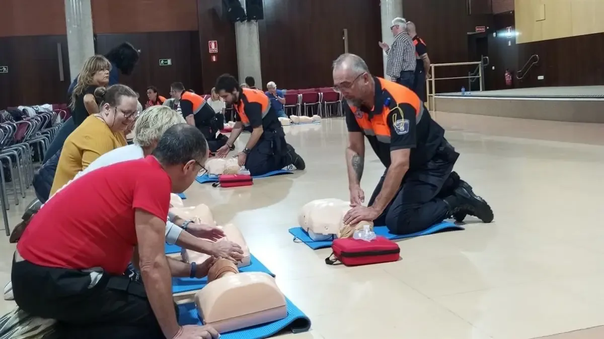 Iniciativa busca crear conciencia y mejorar la respuesta ante emergencias cardíacas.