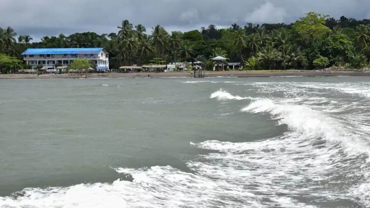 Se prevén oleajes y vientos adversos que afectarán actividades marítimas en varias ciudades del Caribe.