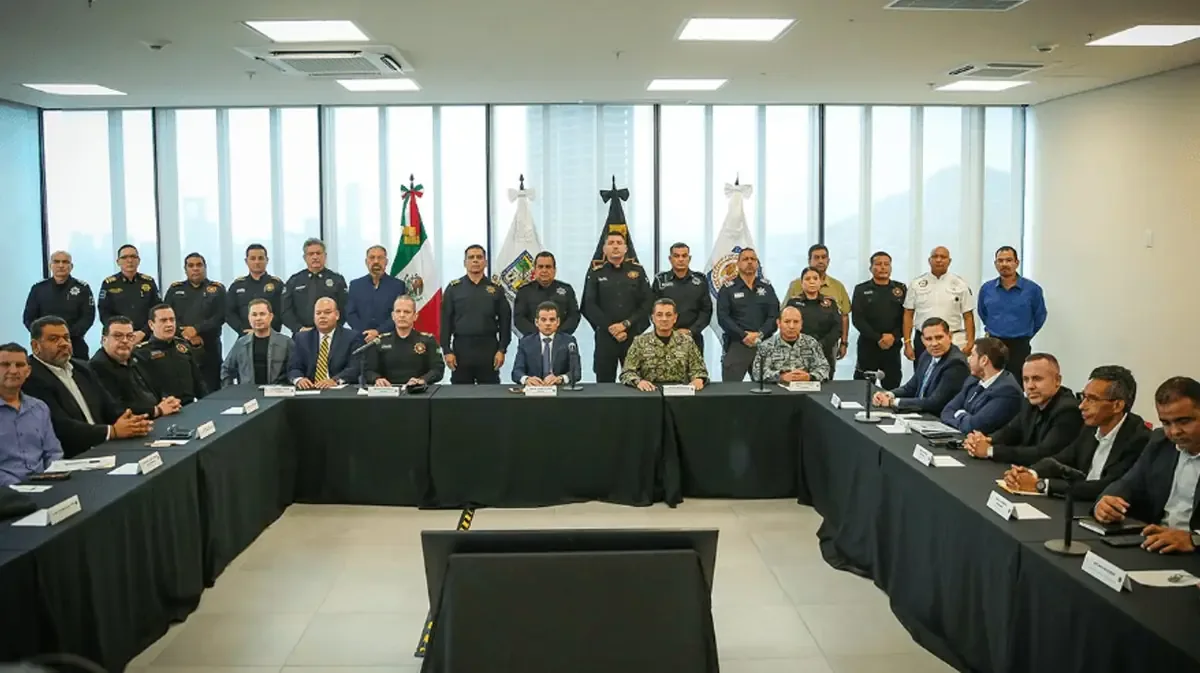 Nuevo León sobresale en la confianza ciudadana y percepción de desempeño de su policía estatal.