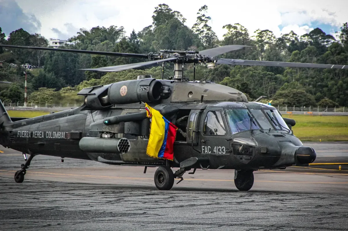 La culpa por la violencia en Sinaloa es del gobierno, según altos mandos militares.