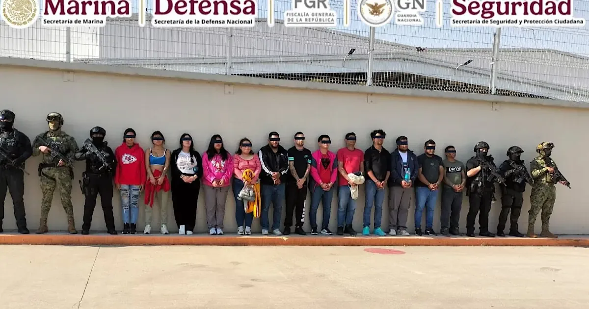 Fuerzas Armadas desmantelan célula delictiva vinculada al secuestro en Veracruz, garantizando la seguridad pública.