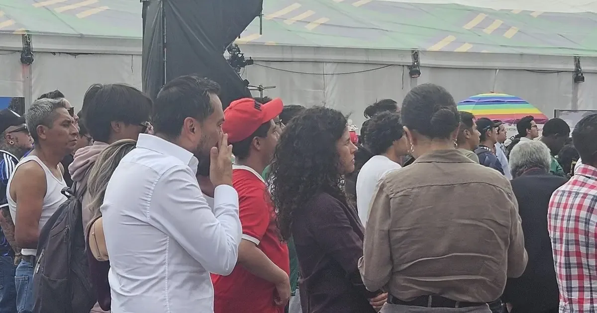 La presencia de las funcionarias destaca en medio de protestas por desaparecidos.