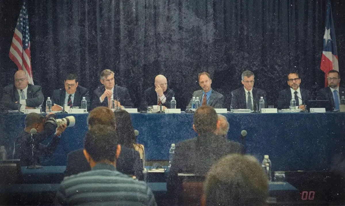 La Junta de Supervisión Fiscal continúa bajo control pese a críticas y disputas legales.
