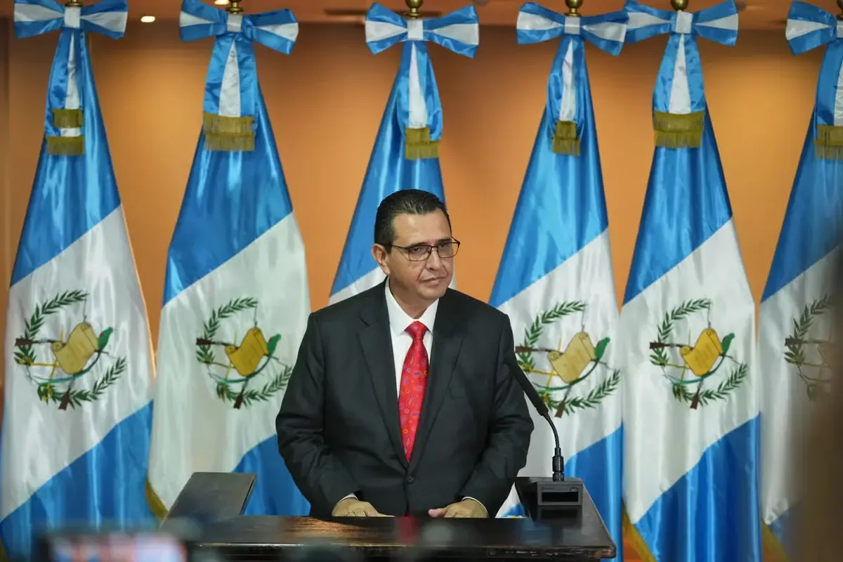 El nuevo fiscal anuncia cambios significativos en la Fiscalía guatemalteca.