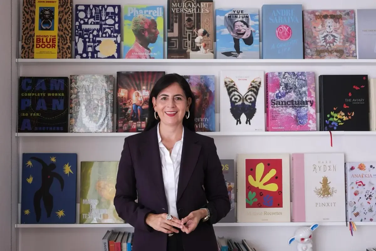 La exsecretaria de Educación destaca la importancia de la literatura para crear espacios de encuentro en las comunidades.