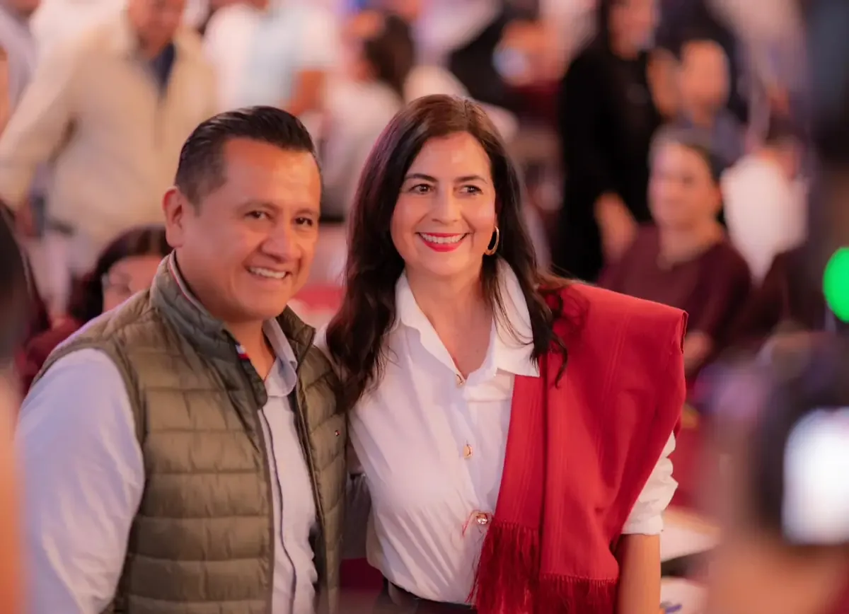 Gaby Molina y Carlos Torres Piña destacan el compromiso con la Cuarta Transformación en Michoacán.