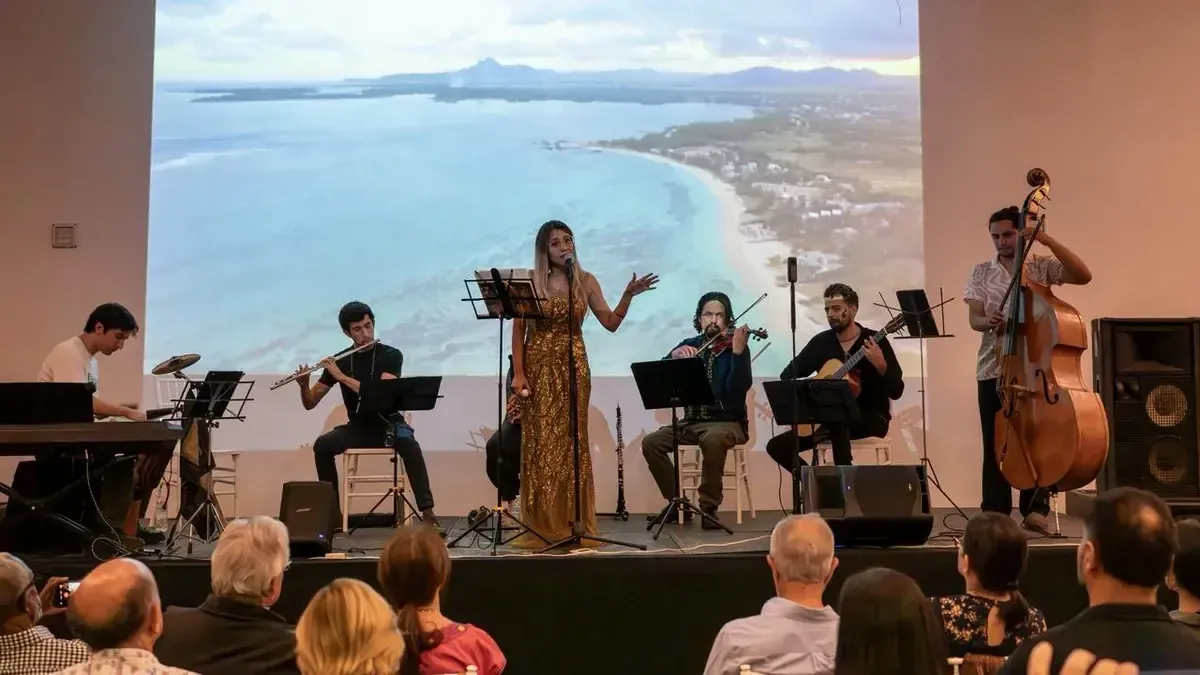 El Ensamble Galiarda ofreció un vibrante concierto de música mundial en el festival.