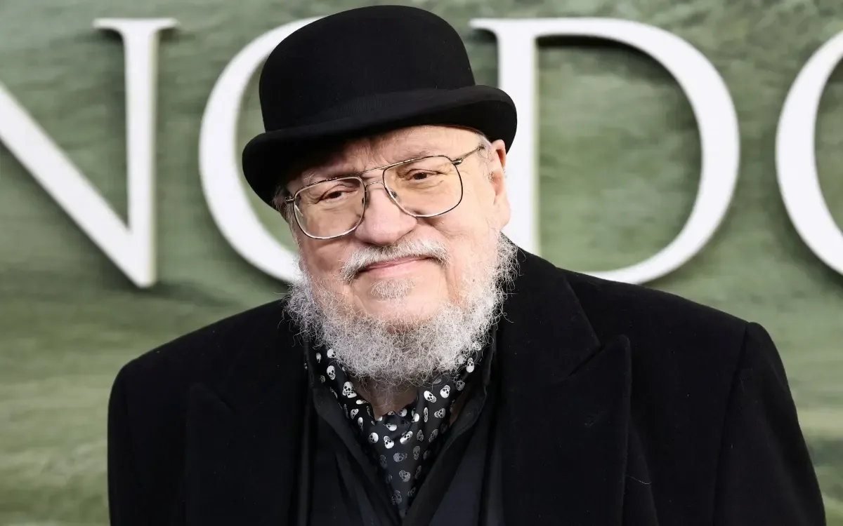 George R.R. Martin comparte su frustración sobre la relación con Ryan Condal.