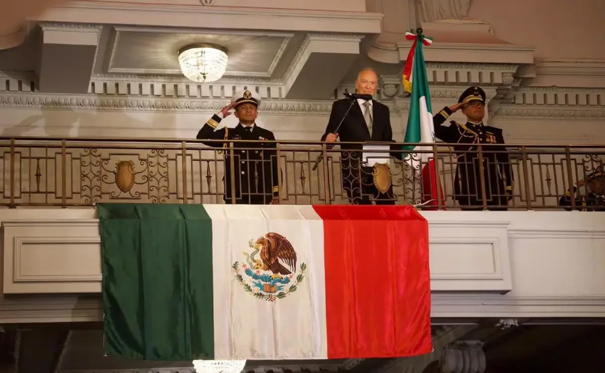 El embajador destaca la importancia de recordar la historia y cultura de México en el extranjero.