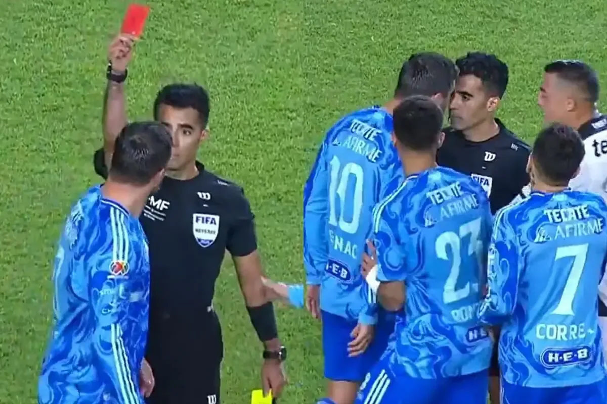 Gignac se retira del campo tras su primera expulsión en su carrera futbolística.