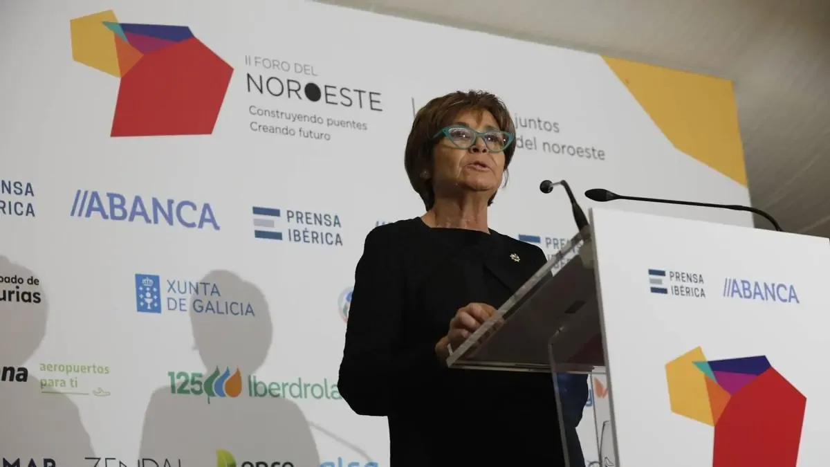 La alcaldesa Carmen Moriyón destaca la necesidad de mejorar el transporte y la cooperación en la región.