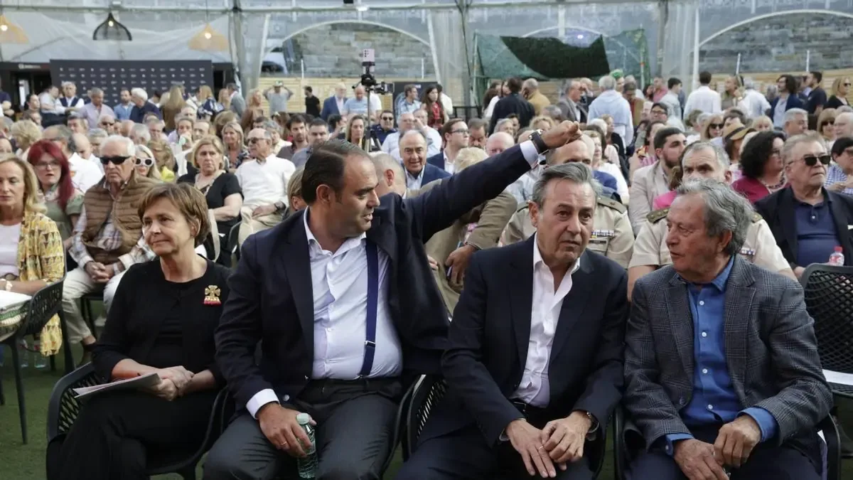 La plaza de toros de El Bibio albergará una feria que reivindica la cultura taurina en la ciudad.