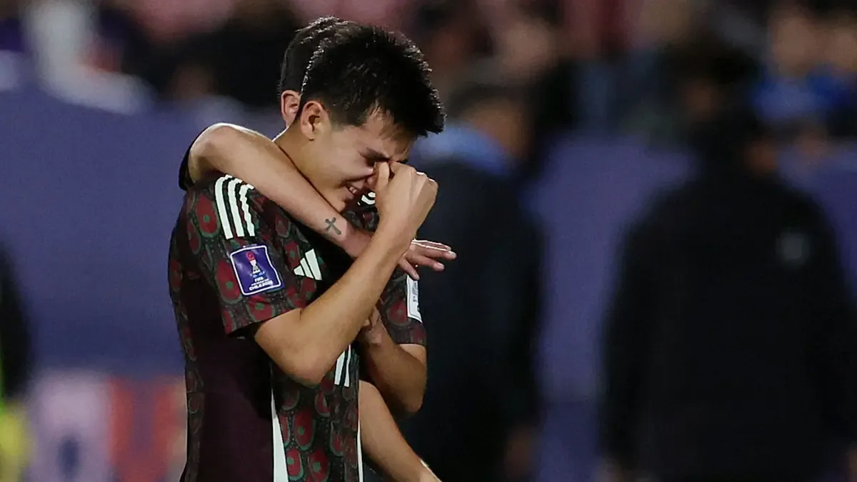 La baja del joven futbolista afecta las estrategias del técnico Rafa Márquez.