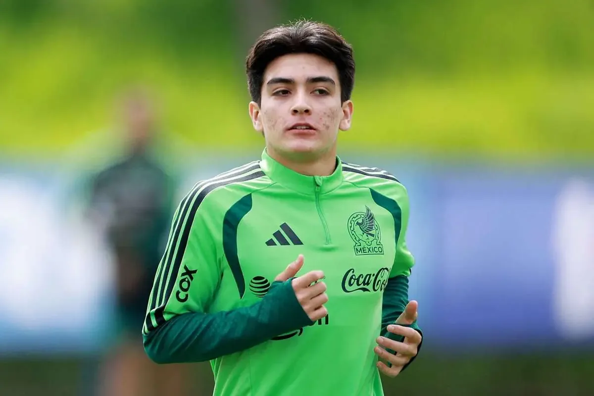 El joven centrocampista podría dejar el Club Tijuana para un nuevo reto en el fútbol europeo.