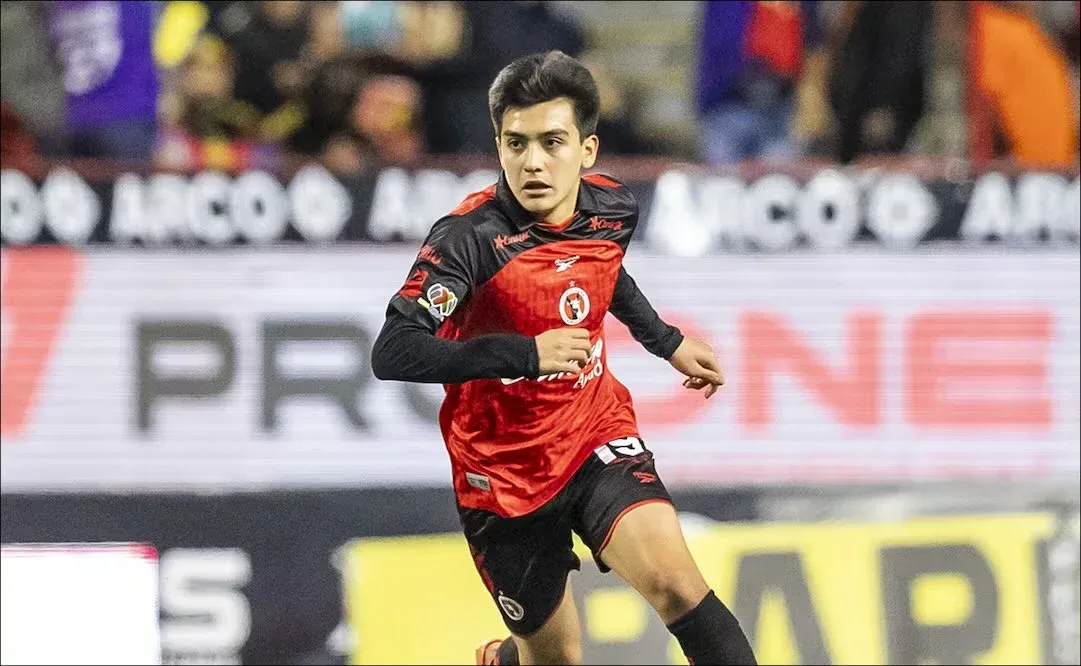 Gilberto Mora se destaca en el ranking de futbolistas más valiosos de México.