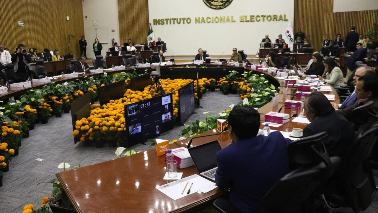 Gilberto Solís Mendívil, productor contratado por el INE para miniserie electoral.