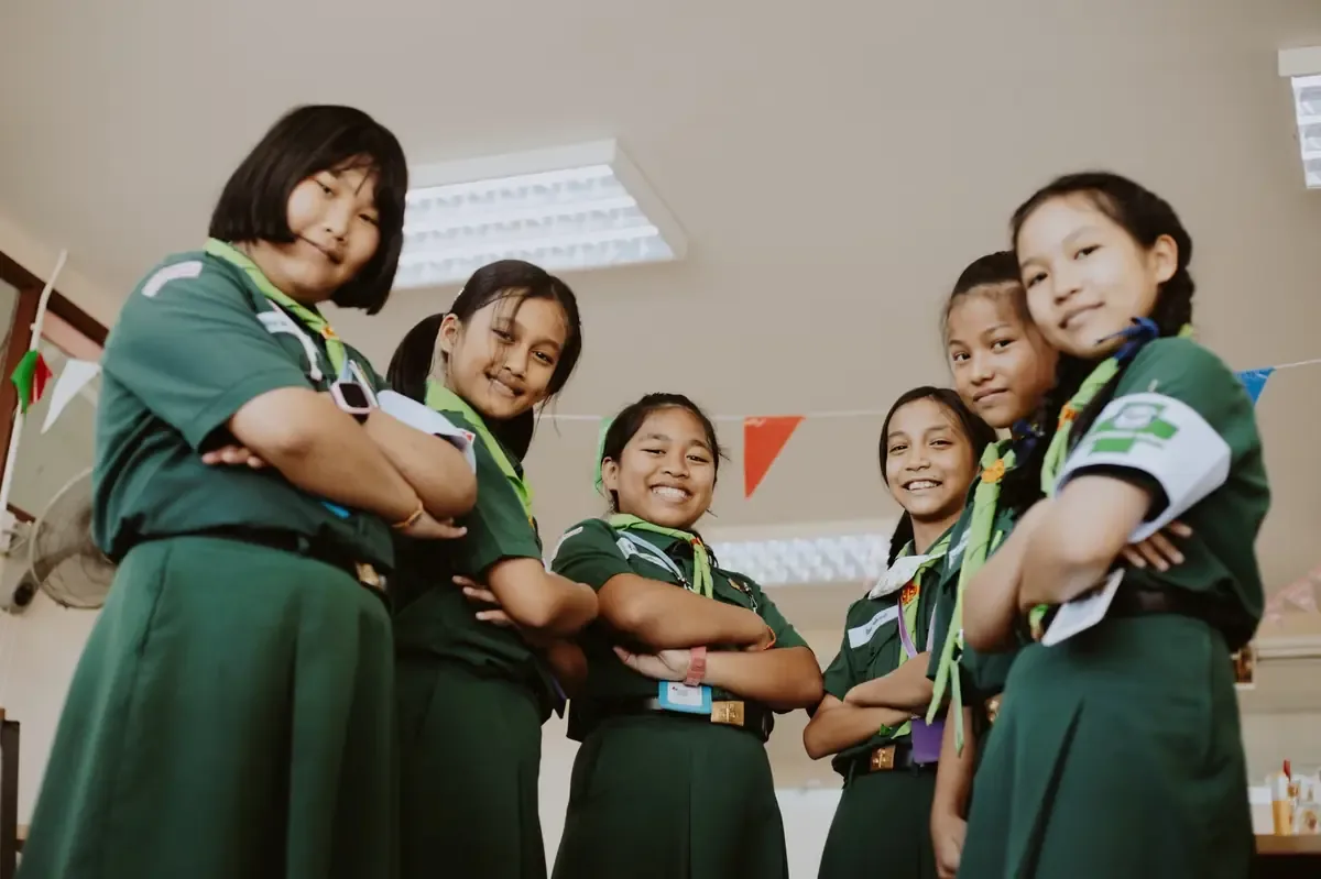 El evento Badge Bash promete una noche de diversión y recaudación de fondos para experiencias educativas de niñas.