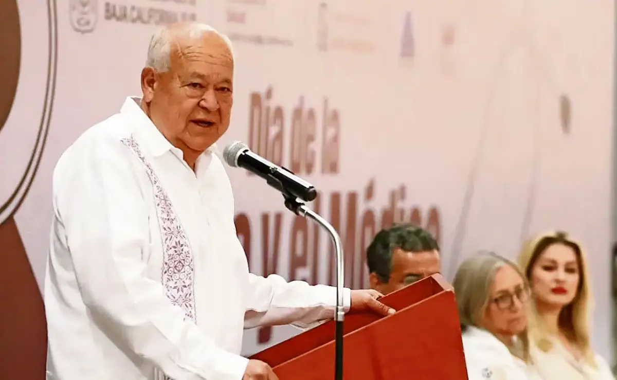 Víctor Castro Cosío ignora llamados a diálogo, intensificando tensión con transportistas que denuncian hostigamiento.