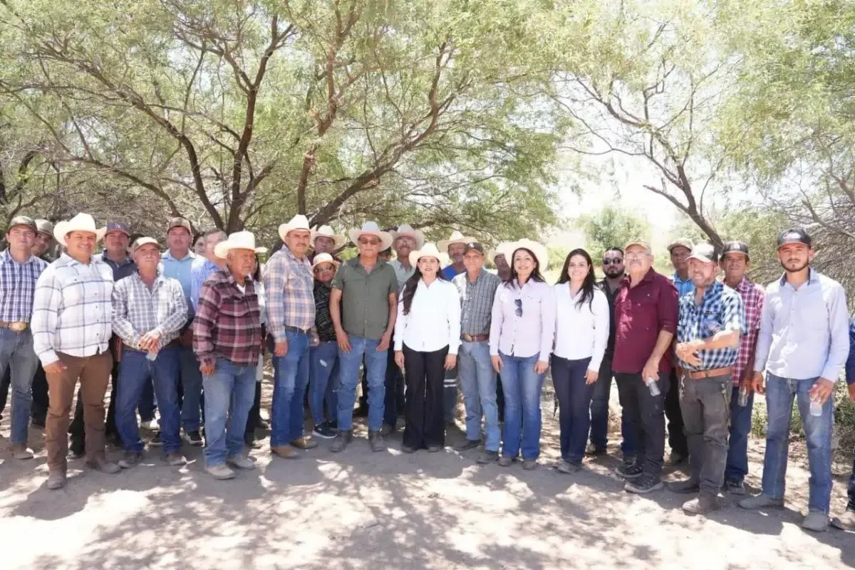 La obra beneficiará a 64 productores y refuerza la productividad agrícola en la región.