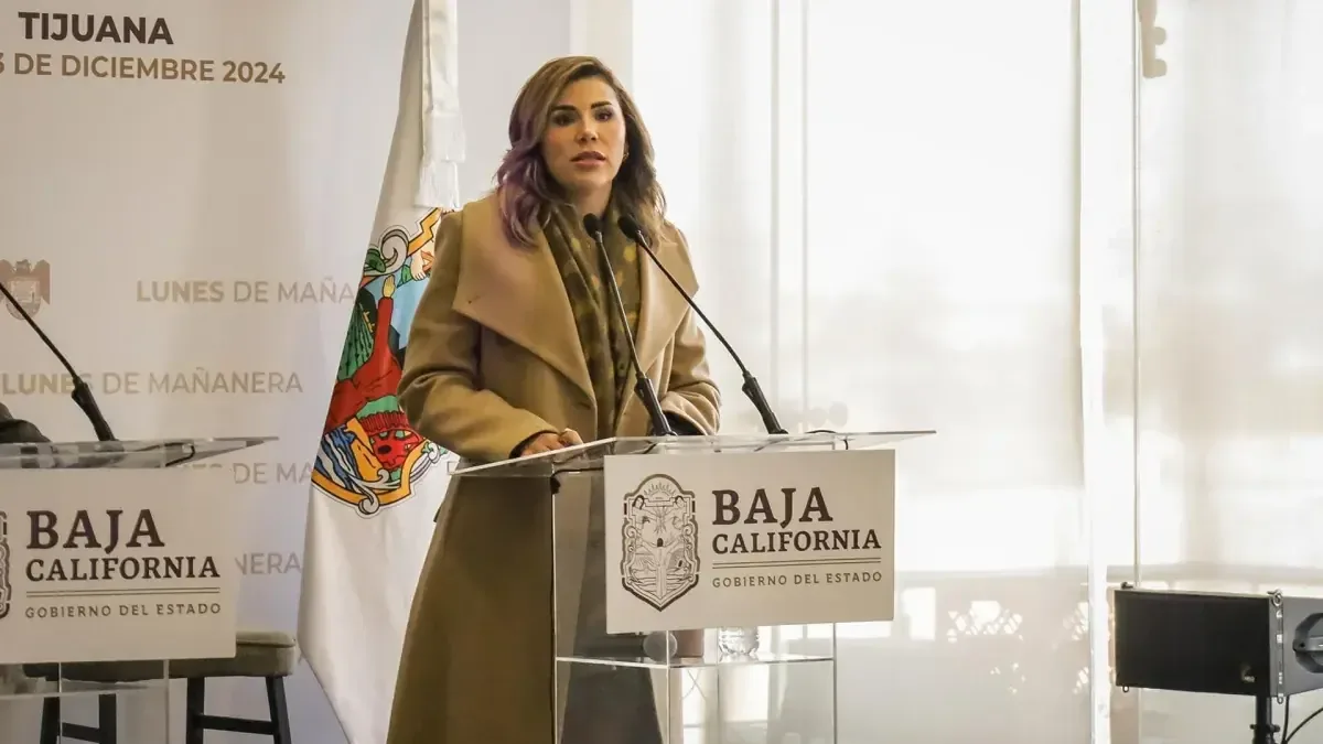 Marina del Pilar Ávila Olmeda dialogó con intermediarios para gestionar su visado perdido en 2025.