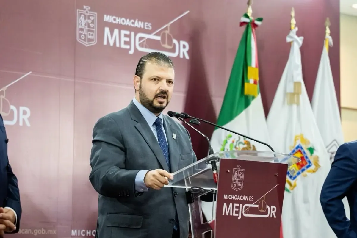 Indagatorias surgen tras un evento del Día del Padre en el Congreso estatal.