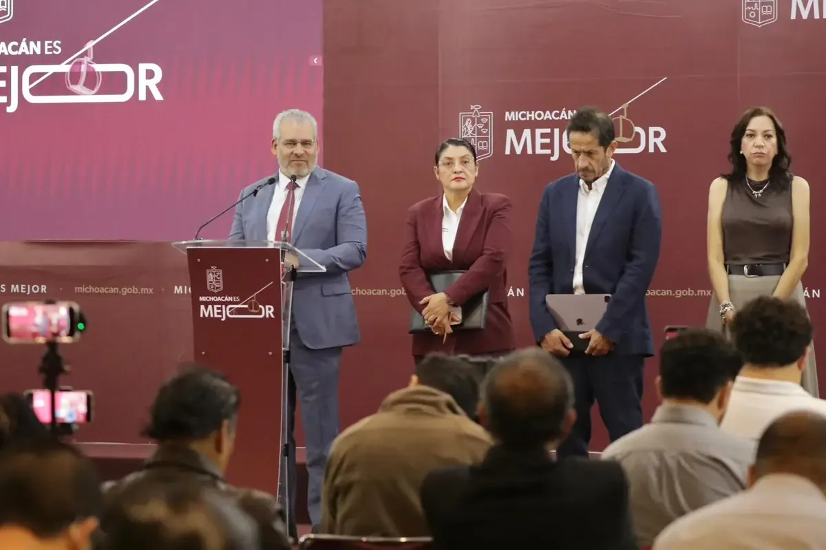 La inversión busca modernizar caminos, fortalecer la educación y mejorar la conectividad en Michoacán.