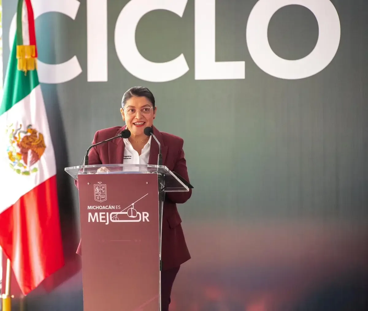 Este apoyo tiene como objetivo reducir la deserción escolar y mejorar las condiciones de estudiantes en la entidad.
