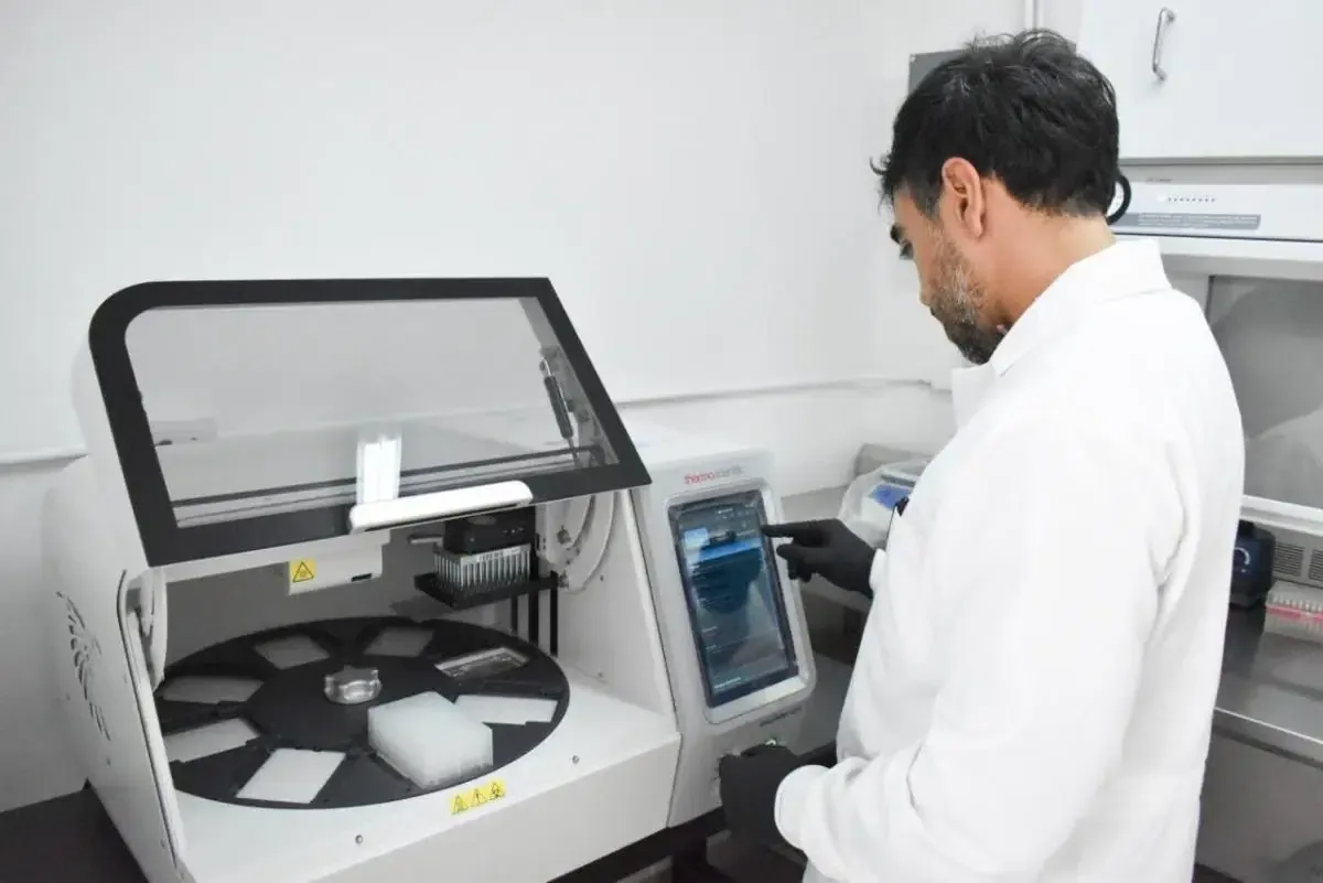 Se busca proteger la productividad del hato ganadero con tecnología avanzada.