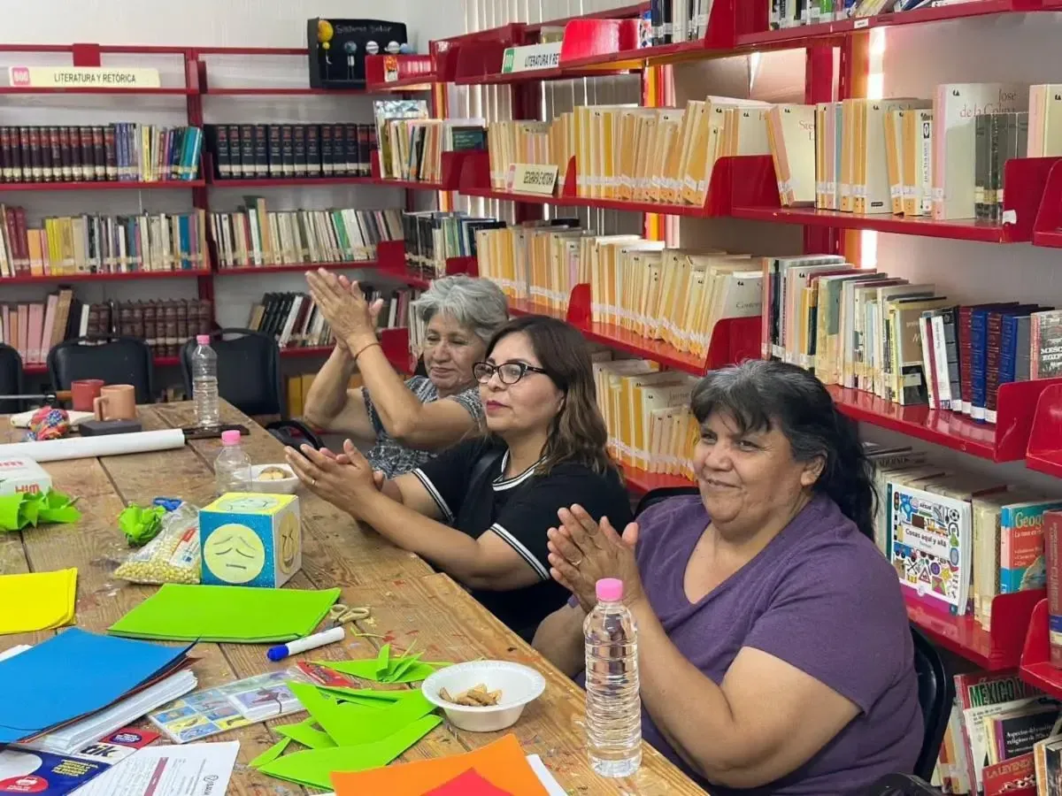 Programa ofrece apoyo económico a adultos mayores que impartan clases en diversas habilidades.