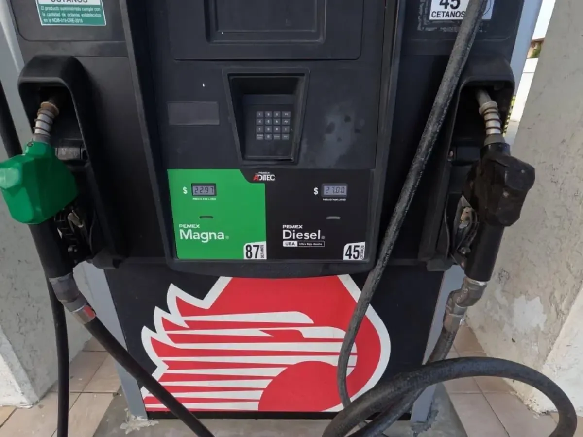 Los automovilistas en la frontera recibirán descuentos y apoyo al IEPS en combustibles.