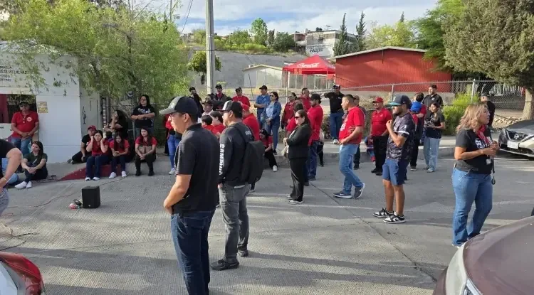 La Secretaría de Educación urge a privilegian el diálogo mientras maestros demandan mejoras laborales y de pensiones.